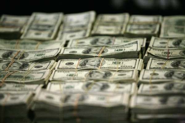 ЦБ РФ установил курс доллара на сегодня в размере 62,9451 руб.